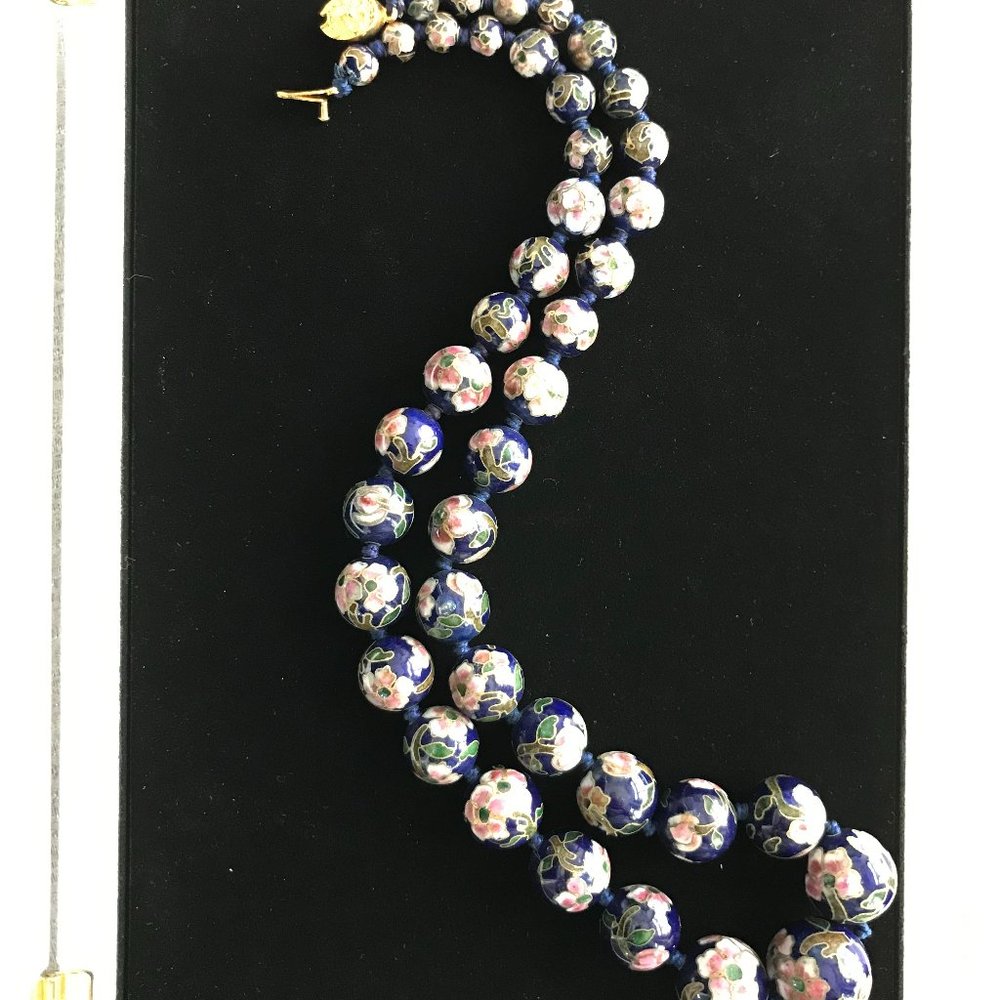 Floral Bead Necklace NWOT